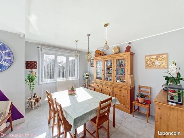 Maison 6 pièces 150 m²