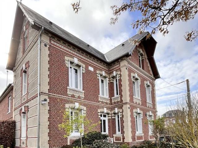 Maison 6 pièces 150 m²