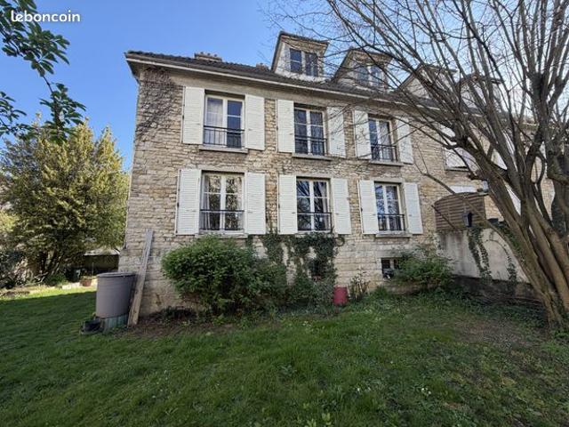 Maison 6 pièces 150 m²