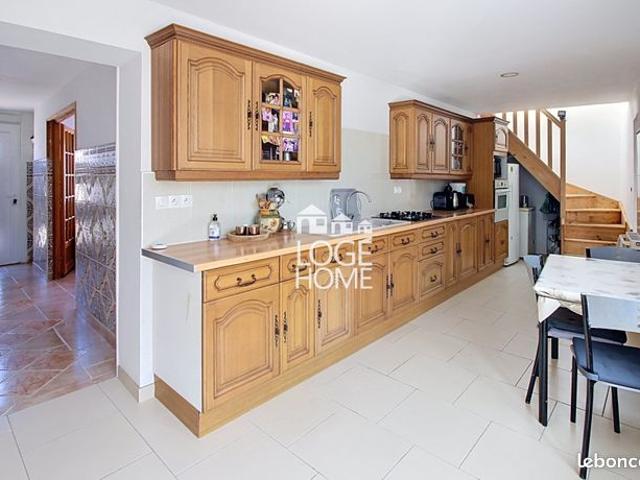 Maison 6 pièces 150 m²