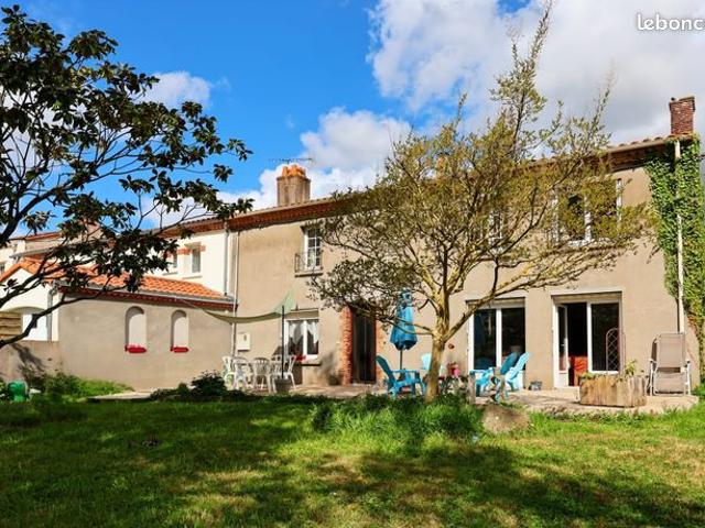 Maison 6 pièces 150 m²