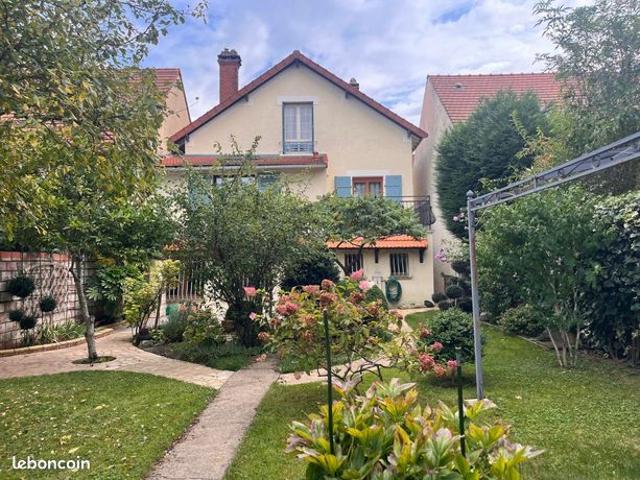 Maison 6 pièces 150 m²