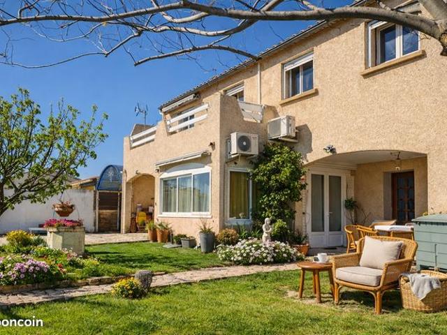 Maison 6 pièces 150 m²