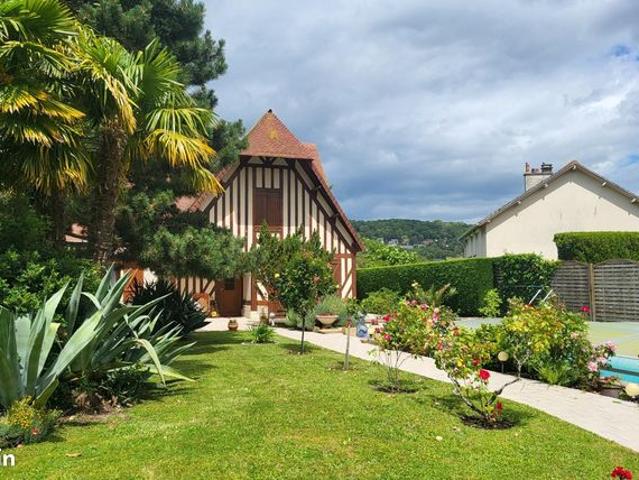 Maison 6 pièces 150 m²