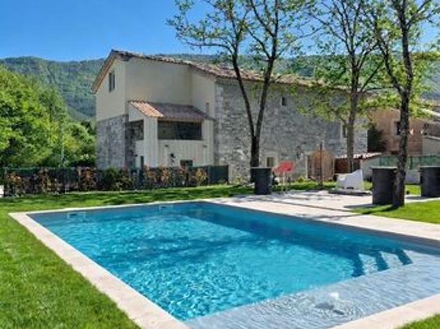 Maison 6 pièces 150 m²