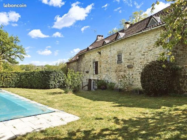 Maison 6 pièces 150 m²