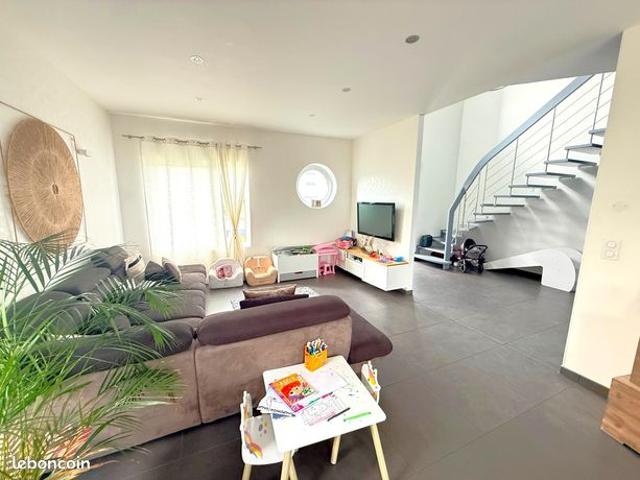 Maison 6 pièces 150 m²