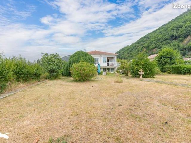 Maison 6 pièces 150 m²