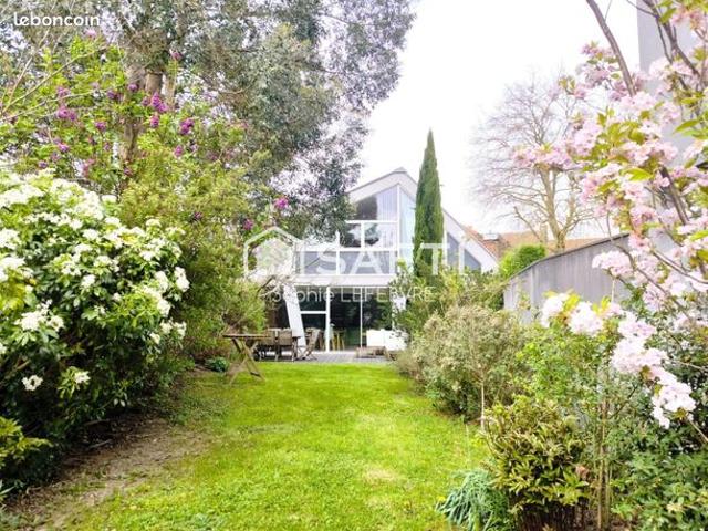 Maison 6 pièces 150 m²