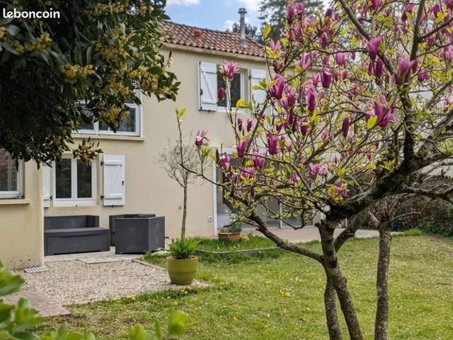 Maison 6 pièces 150 m²