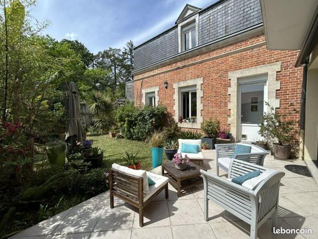 Maison 6 pièces 150 m²