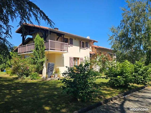 Maison 6 pièces 150 m²