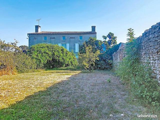 Maison 6 pièces 150 m²