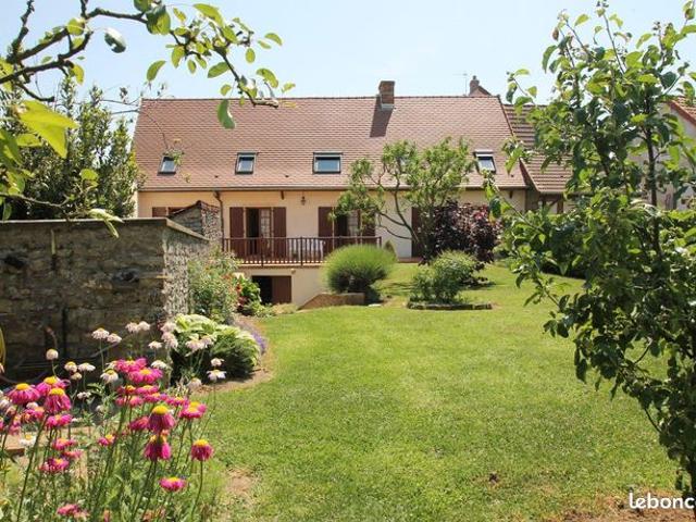 Maison 6 pièces 150 m²