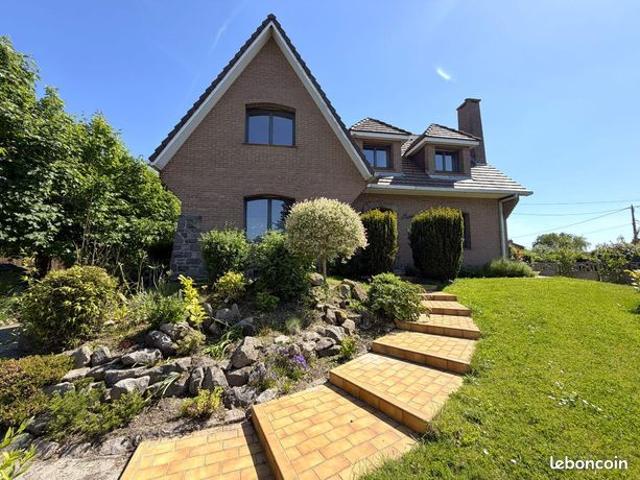 Maison 6 pièces 150 m²