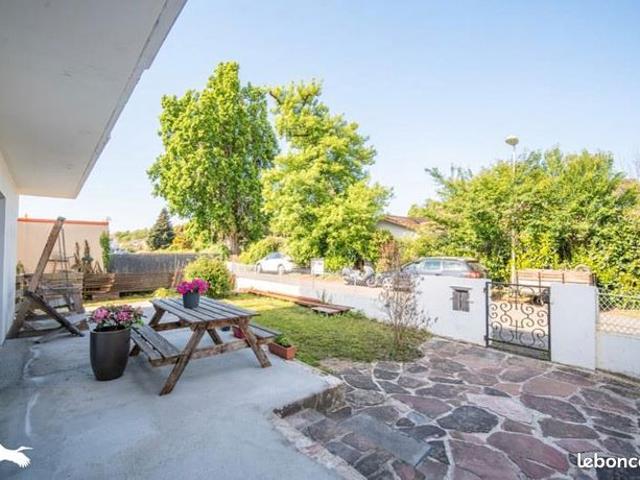 Maison 6 pièces 150 m²