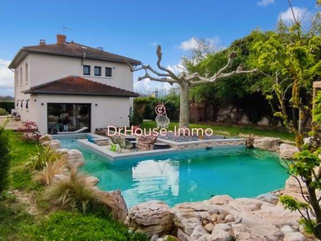 Maison 6 pièces 150 m²