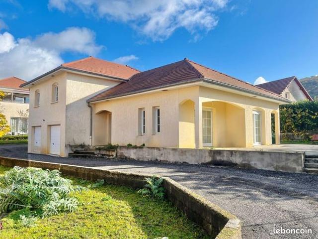 Maison 6 pièces 150 m²