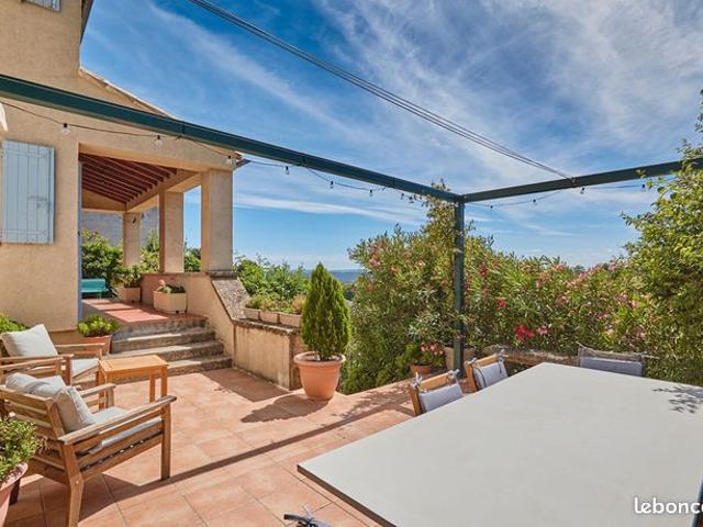 Maison 6 pièces 150 m²