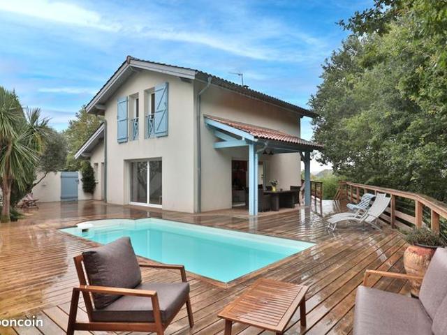 Maison 6 pièces 150 m²