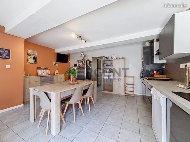 Maison 6 pièces 150 m²