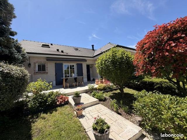 Maison 6 pièces 150 m²