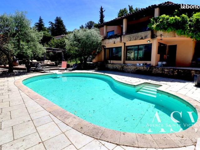 Maison 6 pièces 150 m²