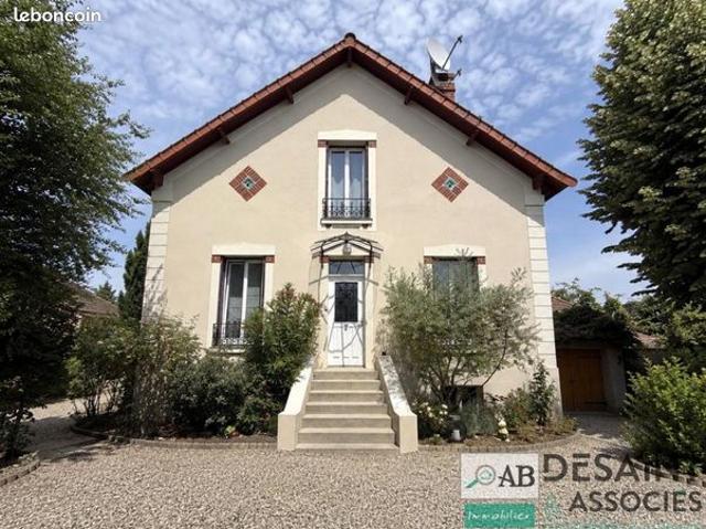 Maison 6 pièces 150 m²