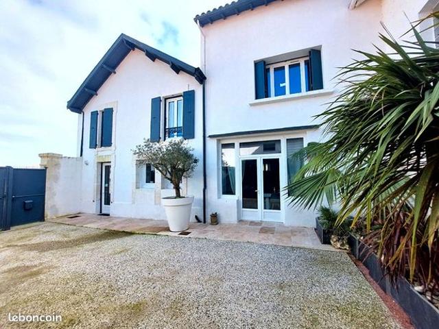 Maison 6 pièces 150 m²