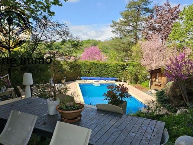 Maison 6 pièces 150 m²