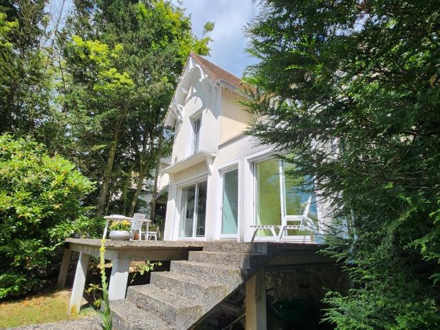 Maison 6 pièces 150 m²