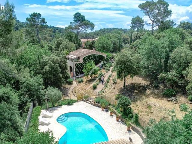 Maison 6 pièces 150 m²