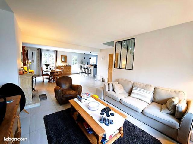 Maison 6 pièces 150 m²
