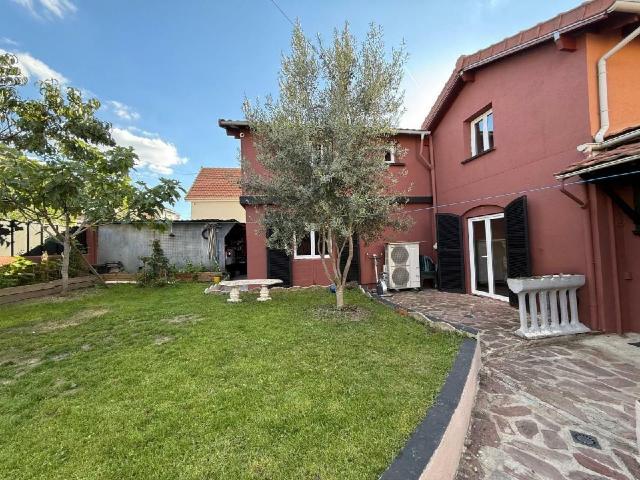 Maison 6 pièces 150 m²