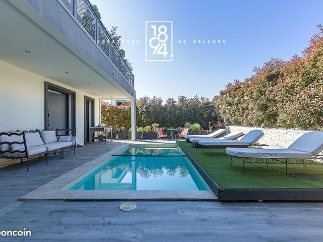 Maison 6 pièces 150 m²