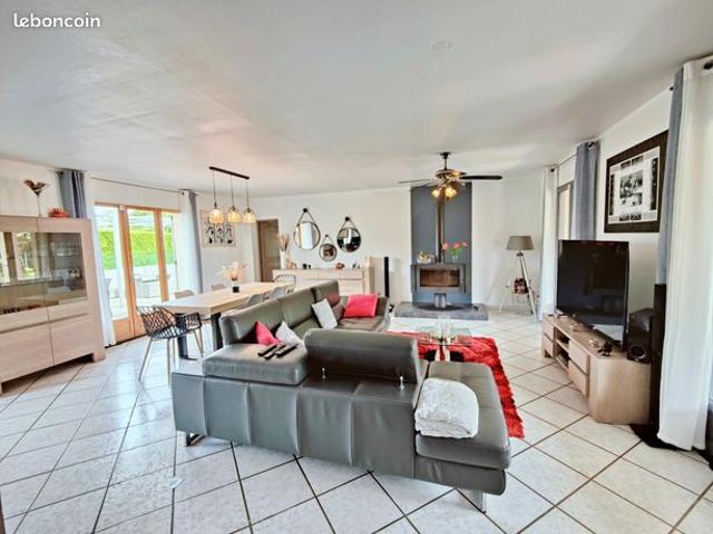 Maison 6 pièces 150 m²