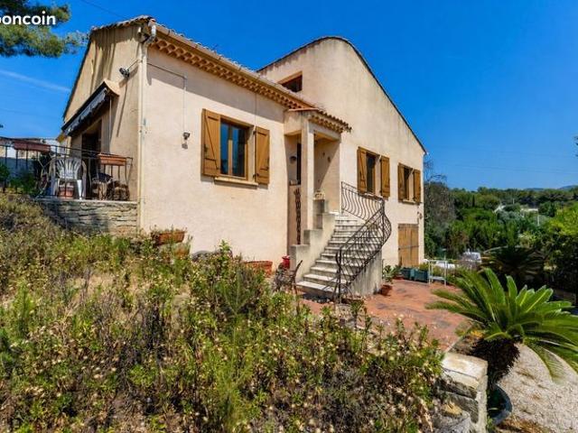 Maison 6 pièces 150 m²