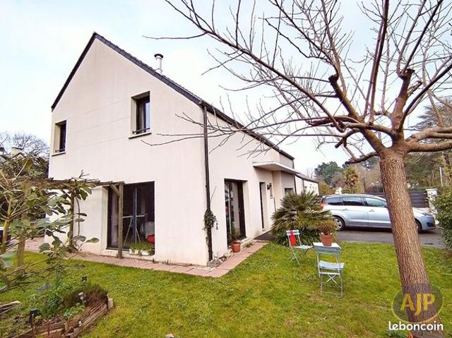 Maison 6 pièces 150 m²