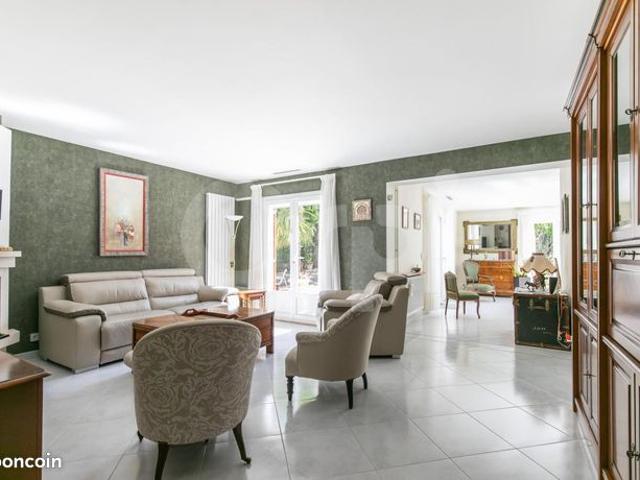 Maison 6 pièces 150 m²