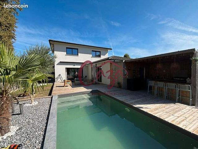 Maison 6 pièces 150 m²