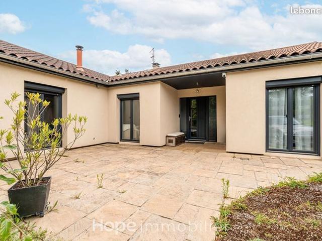 Maison 6 pièces 150 m²