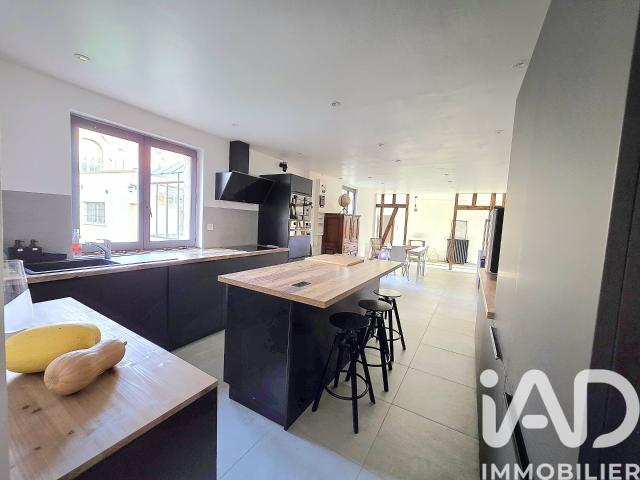 Maison 6 pièces 150 m²