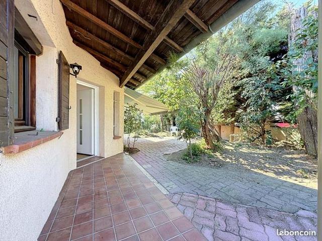 Maison 6 pièces 196 m²