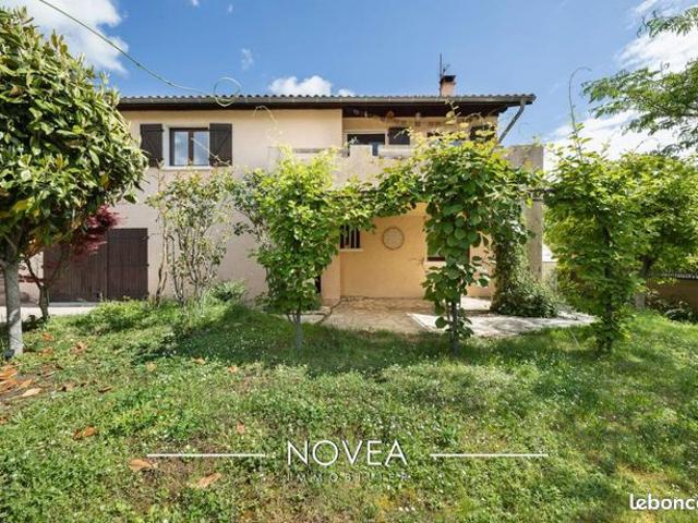 Maison 6 pièces 150 m²
