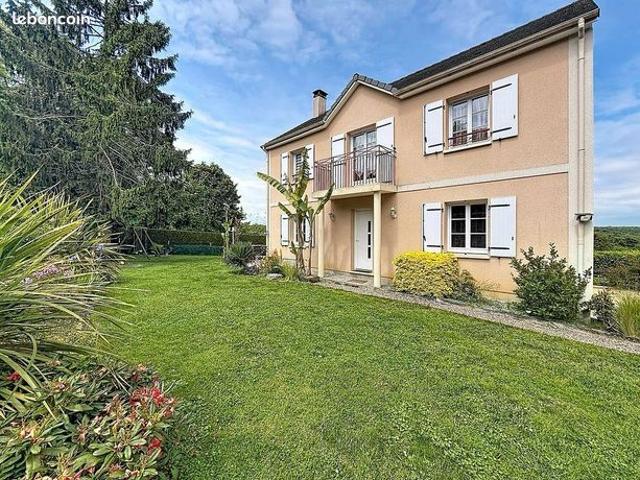 Maison 6 pièces 150 m²