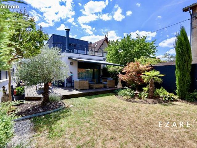 Maison 6 pièces 150 m²