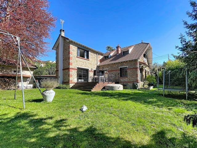Maison 6 pièces 150 m²