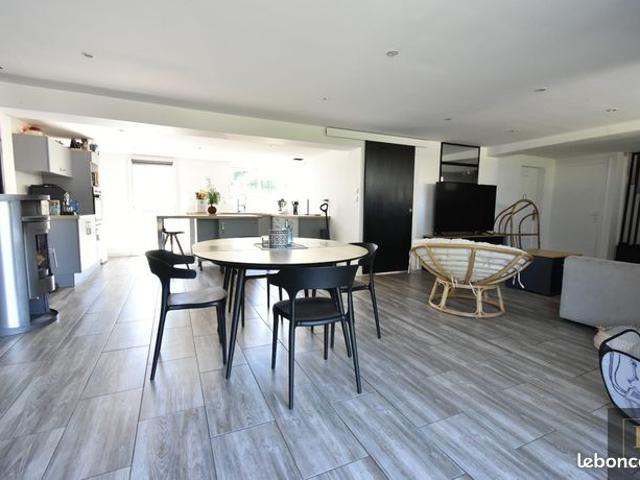 Maison 6 pièces 150 m²