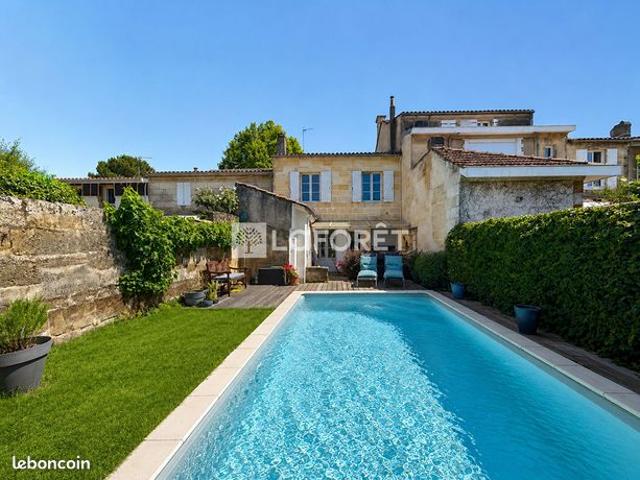 Maison 6 pièces 150 m²
