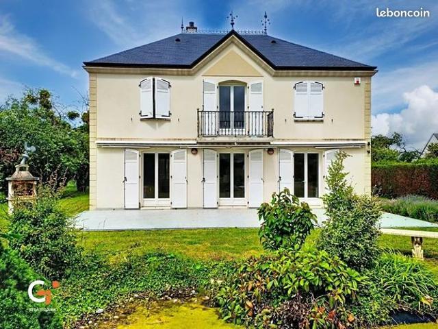 Maison 7 pièces 150 m²